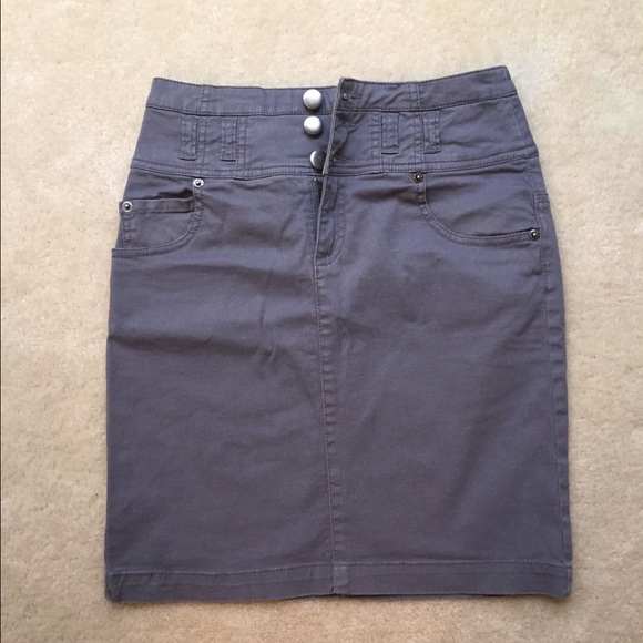Gray pencil skirt size 4, like new