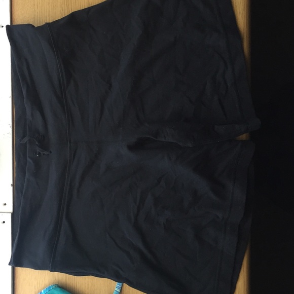 Comfy black shorts