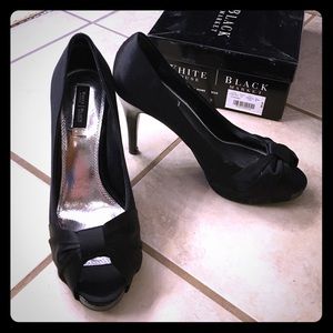 White House Black Market heels. Worn once.