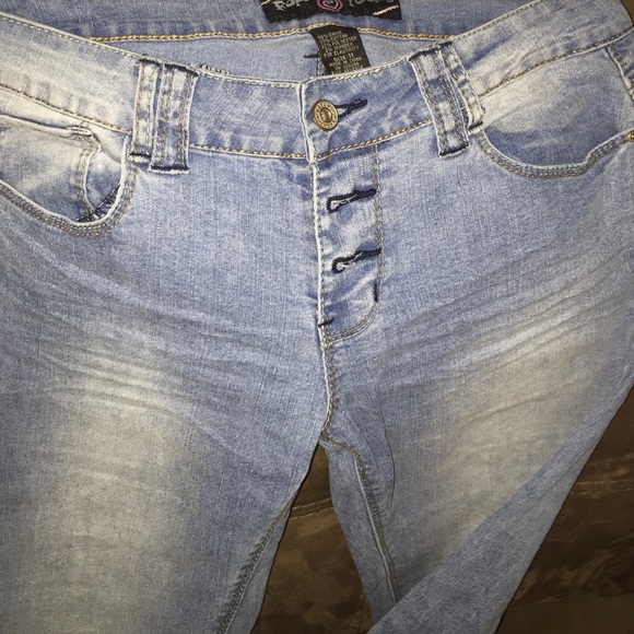 Light denim wash jeans