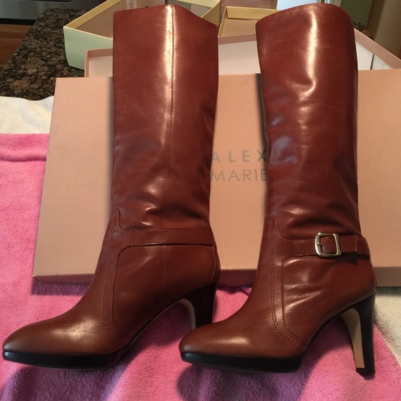 Bn Alex Marie leather boots 8 1/2 M