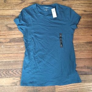 NWT Banana Republic tee