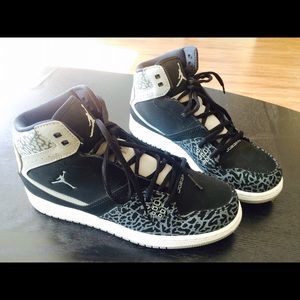 Jordan 1 Flight athletic sneakers!