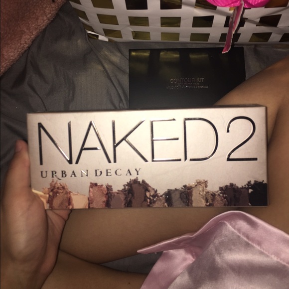 Naked 2
