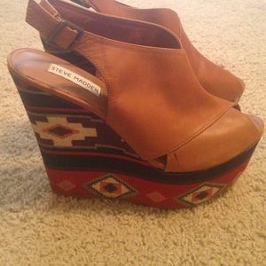 Steve Madden wedges - size 10