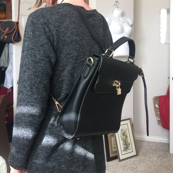 Black convertible messenger/backpack w/ gold - Picture 1 of 4