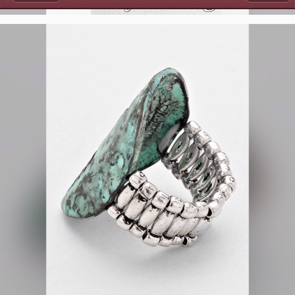 Arrow cut out ring with vintage copper patina. - Picture 2 of 3