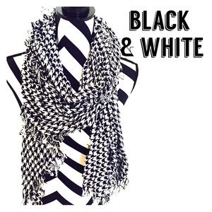 Houndstooth scarf