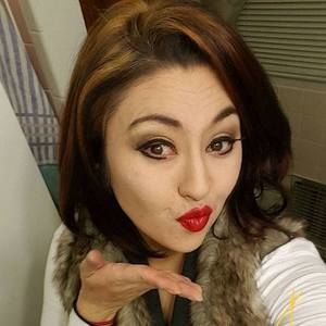 Meet your Posher, Mallory