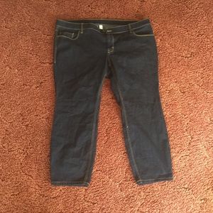 ‼️SUNDAY BRUNCH SALE‼️ Old Navy Jeans