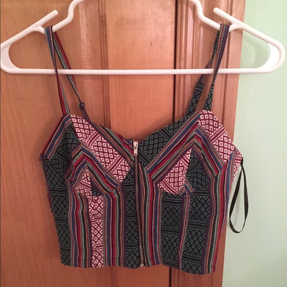 Crop top
