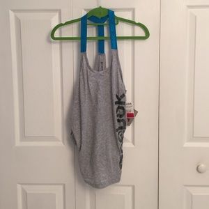 super cute, workout top!