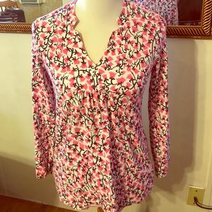 Lilly Pullitzer Top- mid sleeves