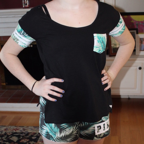 PINK/VICTORIAS SECRET Shorts and Tee BUNDLE/COMBO