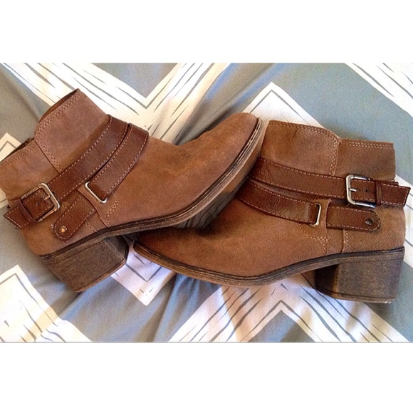 Camel colored  zip booties with medium heal
