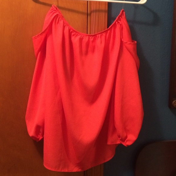 Red top with attached sleeves