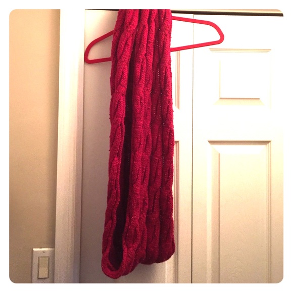 Infinity scarf