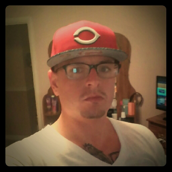 Meet your Posher, Jeremy - Picture 1 of 2