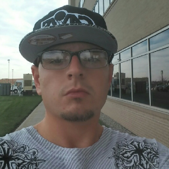 Meet your Posher, Jeremy - Picture 2 of 2