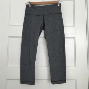 Lululemon Thick Winter Cropped Yoga Pants