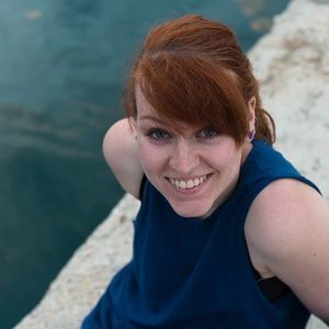 Meet your Posher, Caitlin