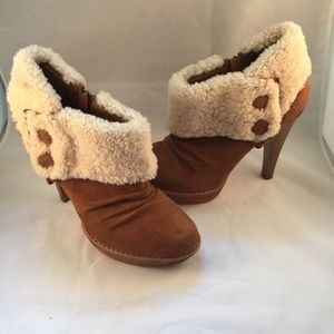 Size 9 UGG Georgette Sheepskin Chestnut Bootie