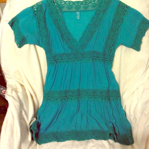 Adorable! Dress or top! Worn 1 time!