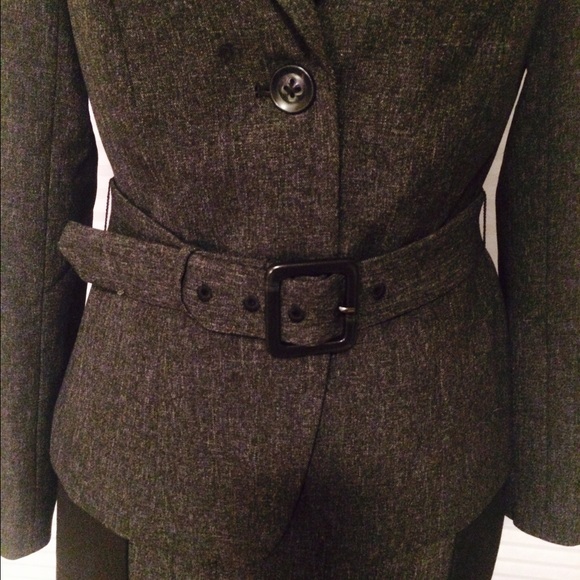The Limited Suit - Picture 2 of 4