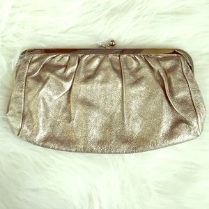 Express Metallic Clutch