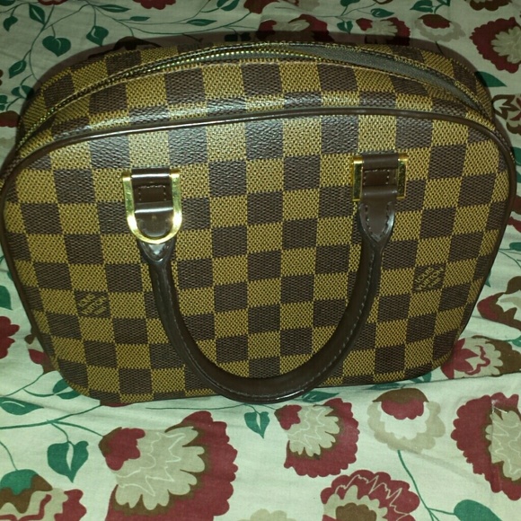 Louis vuitton sarria mini