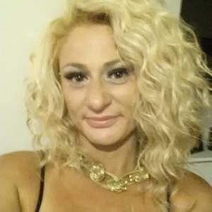 Meet your Posher, Alicia