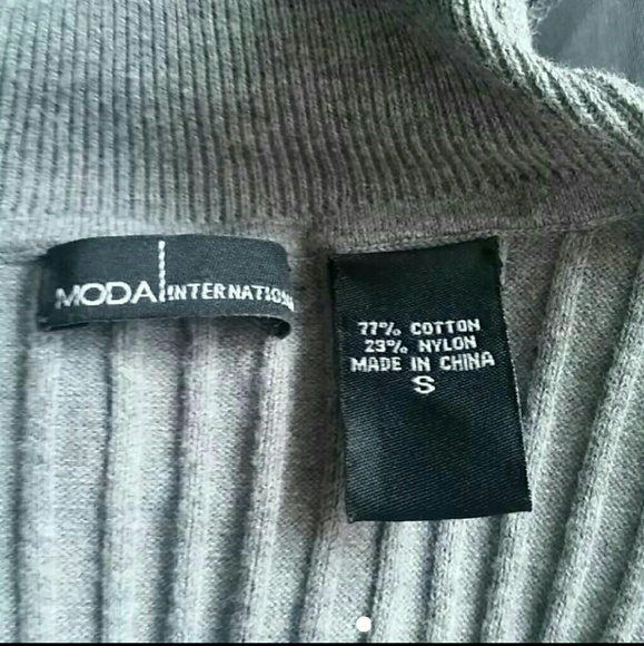 Moda International Sweater Dress. - Picture 4 of 4