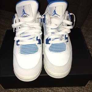 Jordan Military Blue 4s, slightly worn, look new