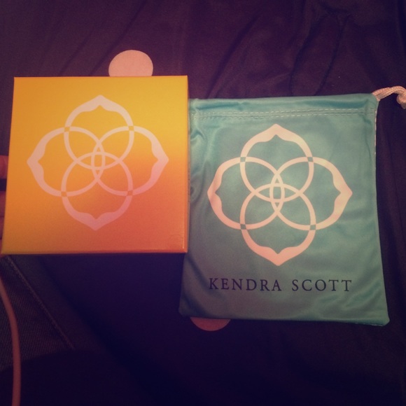 Another kendra scott box and bag!