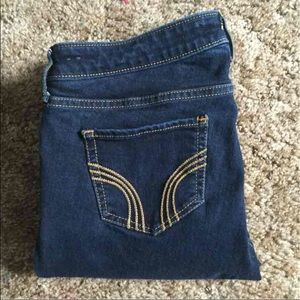 Hollister jeans. 5L