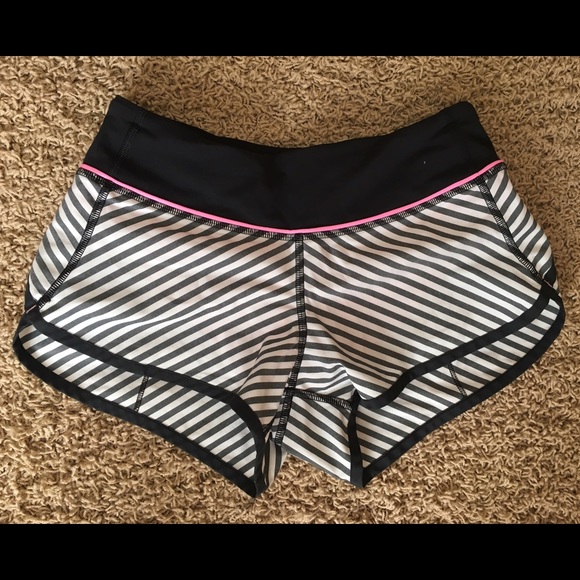 Lululemon Shorts Size 2