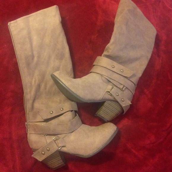 knee high heeled boots