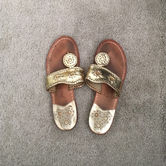 Gold, flats