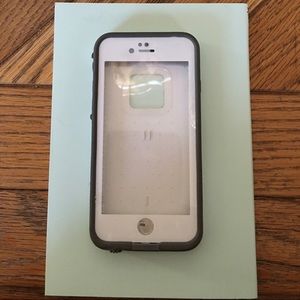 iPhone 6 Lifeproof case