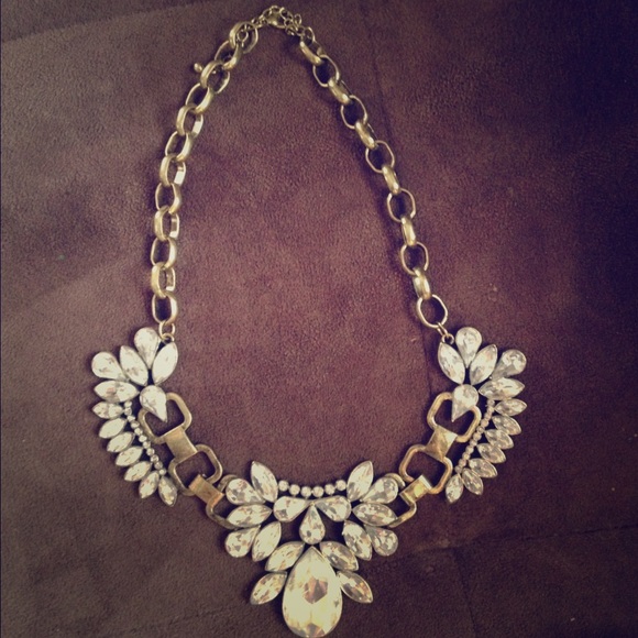 Statement necklace