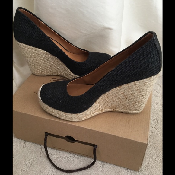 NWT Nine West Skip N Jump Espadrille Wedge 7.5