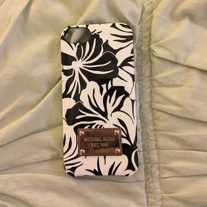 michael kors iphone 5/5s case