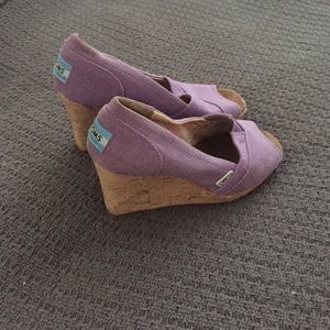 Toms peep toe Wedges