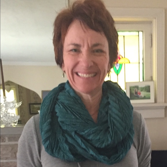 Meet your Posher, Michelle - Picture 1 of 1
