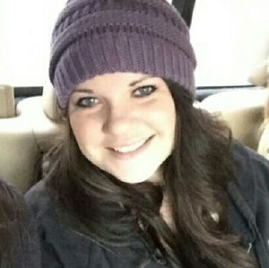 Meet your Posher, Abigail