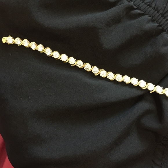 Cubic Zirconia and Gold bracelet