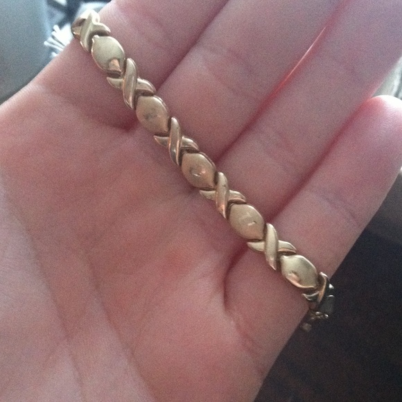 10K XOXO bracelet