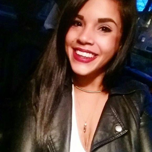 Meet your Posher, Daniella - Picture 1 of 1