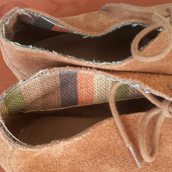 Cute moccasins - Picture 2 of 4