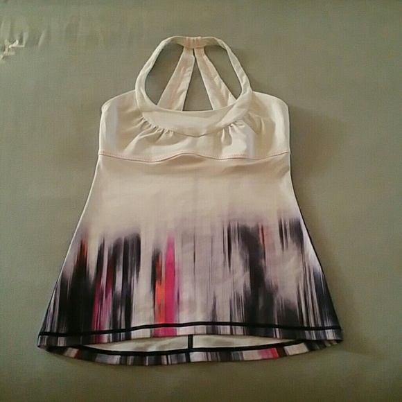 Lululemon Athletica  tank xs.